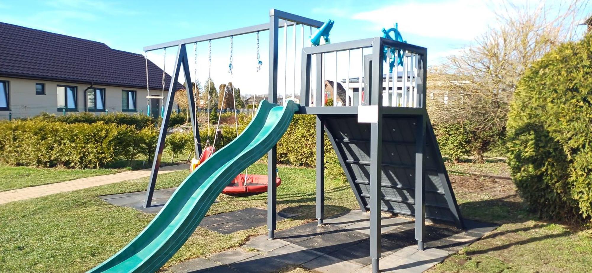 Вілла Family Garden House With Free Private Parking & Playground Рига Екстер'єр фото